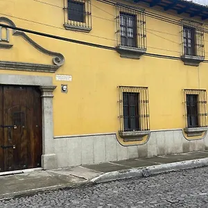 https://real-marquez-hotel.guatemalaantiguahotels.com